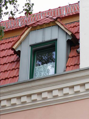 Sanierung: Mehrfamilienhaus mit Lden in Buttstdt